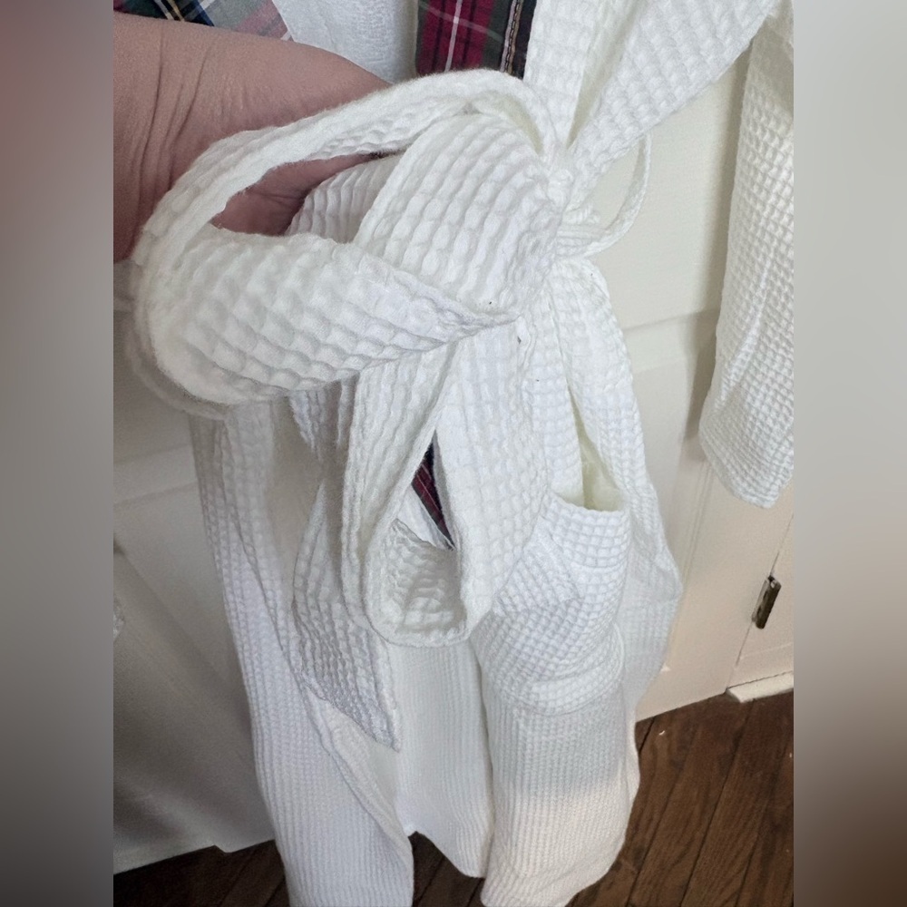 NWT Pottery Barn Waffle Weave Resort Stewart Plaid Robe – White – Size XL - Picture 9 of 16